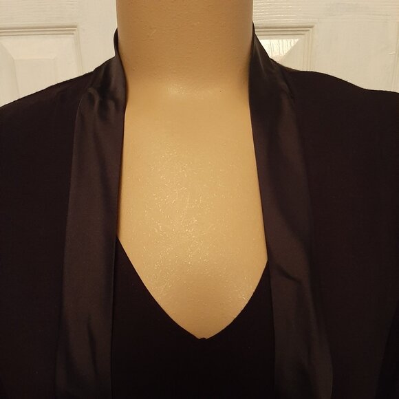 LORD & TAYLOR Classic Black V-neck Long Sleeve Blouse w Satin Neck Tie - Size L - Picture 5 of 12